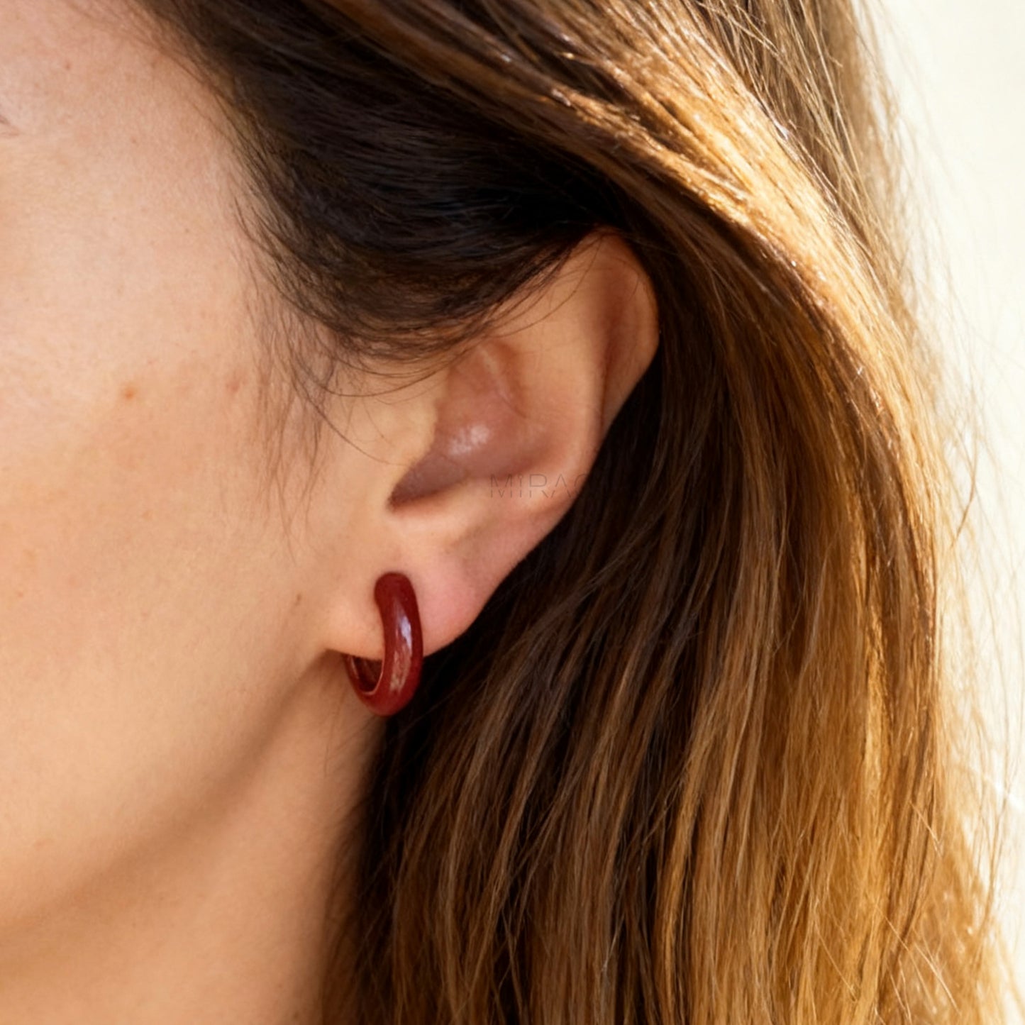 Elegant Clip On Huggie Earrings, No Piercing Huggie Hoops in Red, Red Hoop Earrings, Invisible Clip On Earrings, Minimalist Red Ear Clips