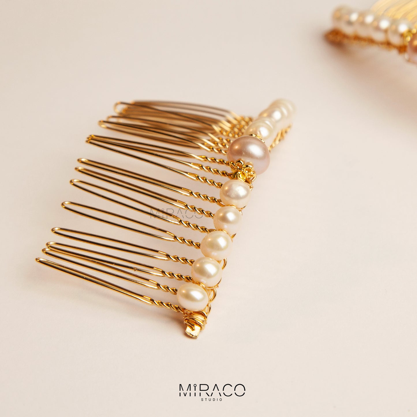 Freshwater Pearl Hair Comb Pin | Gold Bridal Hair Accessory