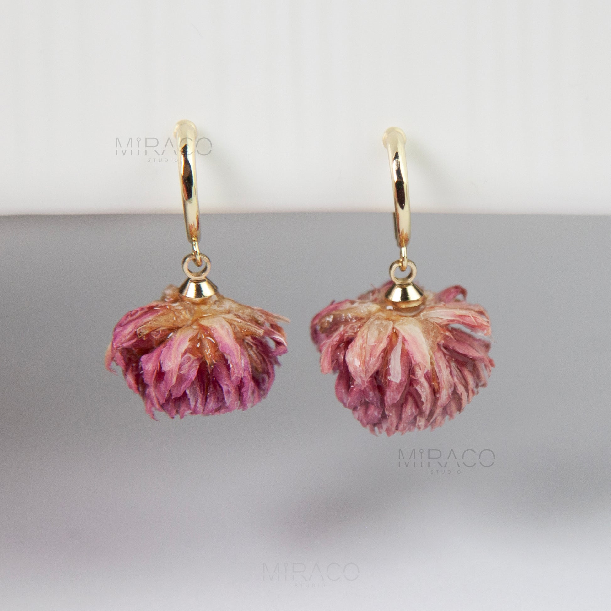 pink dried flower clip on earrings Gold Hoop Earrings with Preserved Glove Amaranth Flower Dangle Hoop Pink Floral Resin Earrings